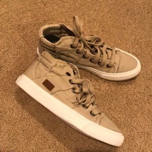 Brand new blowfish sneakers